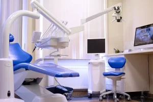 Dental Clinic in Kadavanthara: Your Guide to Optimal Oral Health